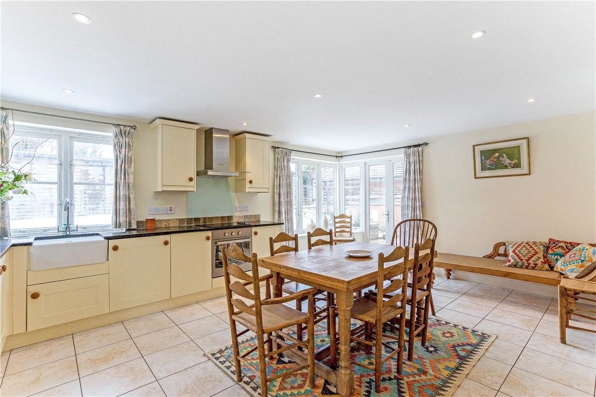 3 bedroom House, Pewsey Road, Upavon, SN9 - Available, Image 4