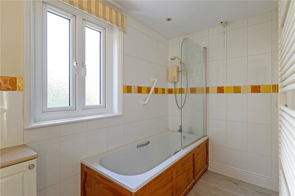 4 bedroom House, Oak Lane, Easterton, SN10 - Available, Image 14