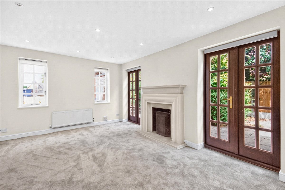 4 bedroom House, Red Lane, Burton Green, CV8 - Available, Image 1