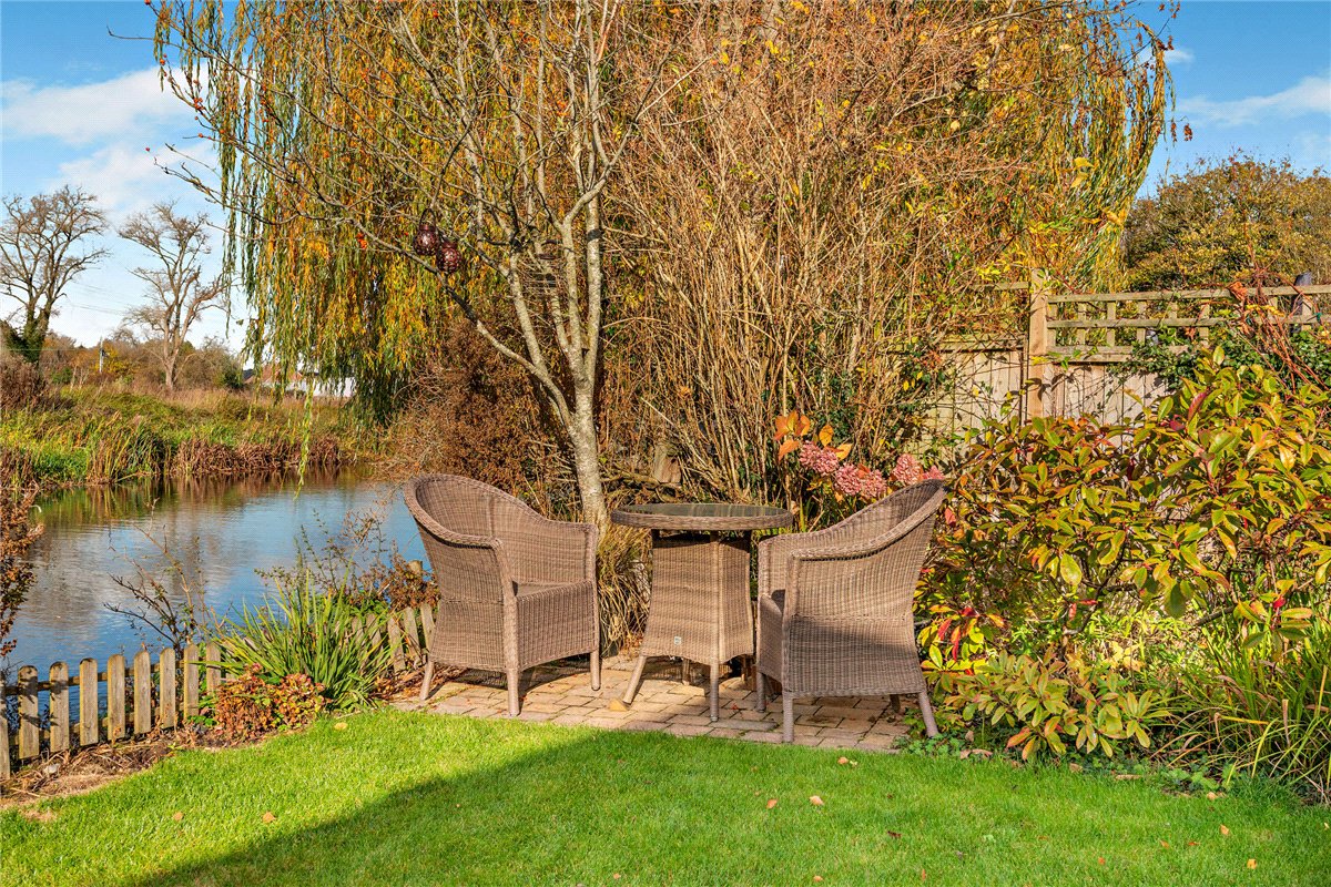 3 bedroom House, Crookham Hill, Thatcham, RG19 - Available, Image 7