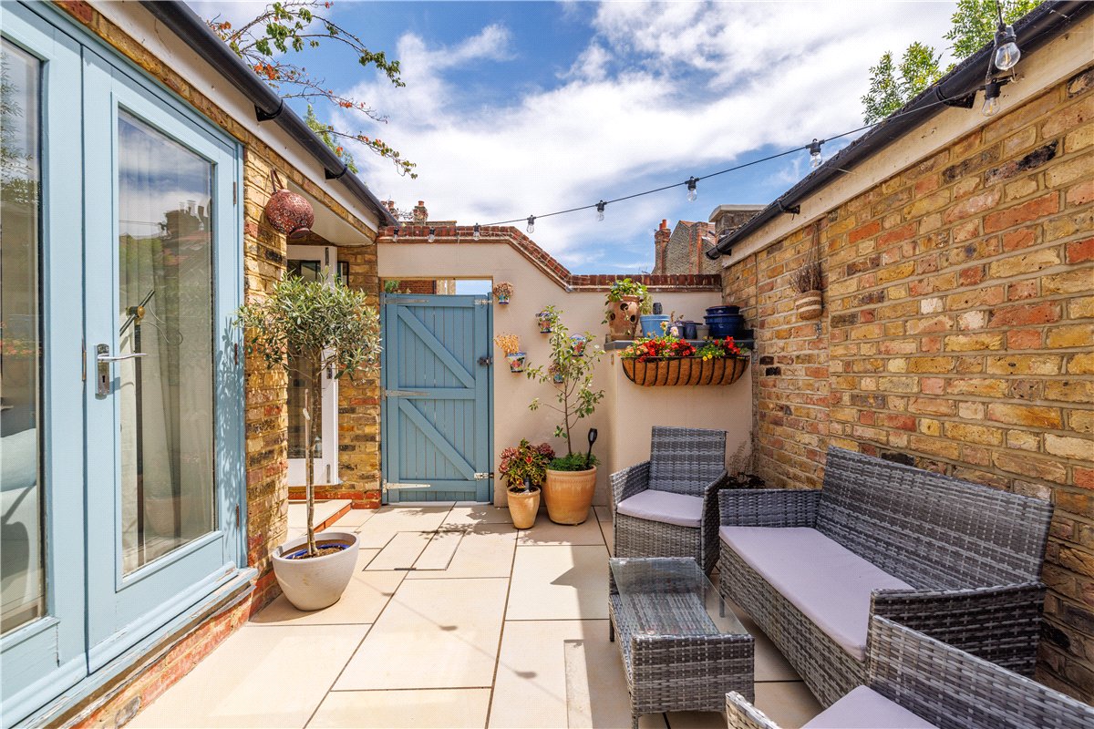 1 bedroom Flat, Alverstone Avenue, London, SW19 - Available, Image 11