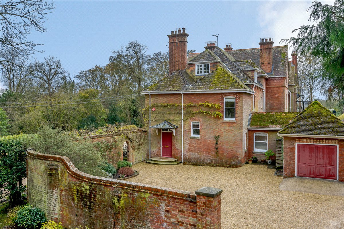 4 bedroom House, Fullerton, Andover, SP11 - Sold