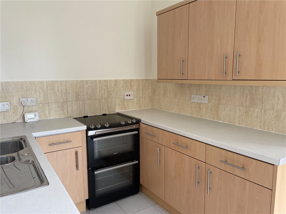 2 bedroom Flat, Ffordd Pennant, Eglwysbach, LL28 - Available, Image 4
