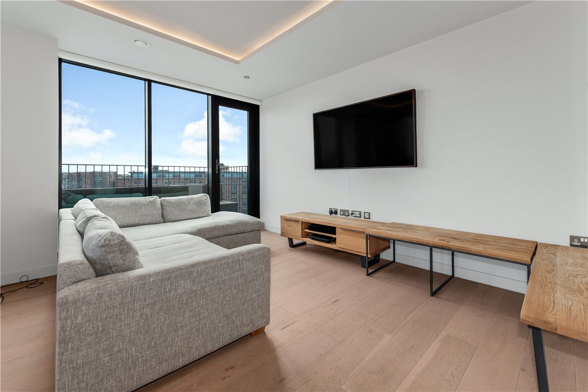 2 bedroom Flat, The Stonebow, York, YO1 - Available, Image 13