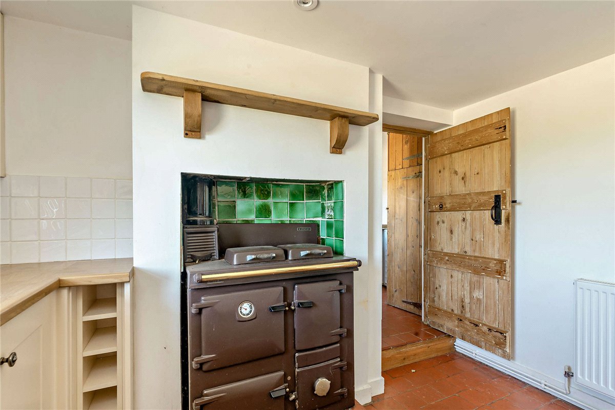 2 bedroom House, Harts Hill Road, Thatcham, RG18 - Available, Image 7