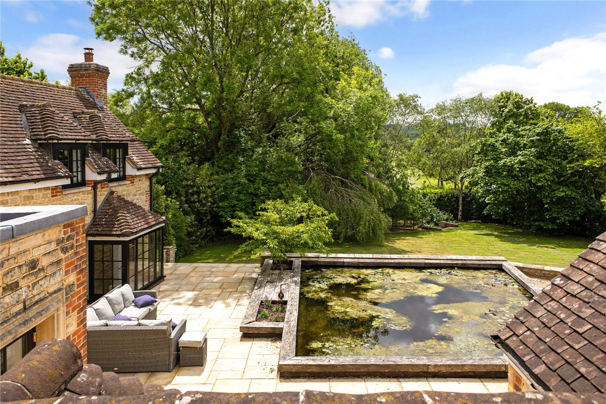 4 bedroom House, Broome Manor Lane, Swindon, SN3 - Sold STC, Image 5