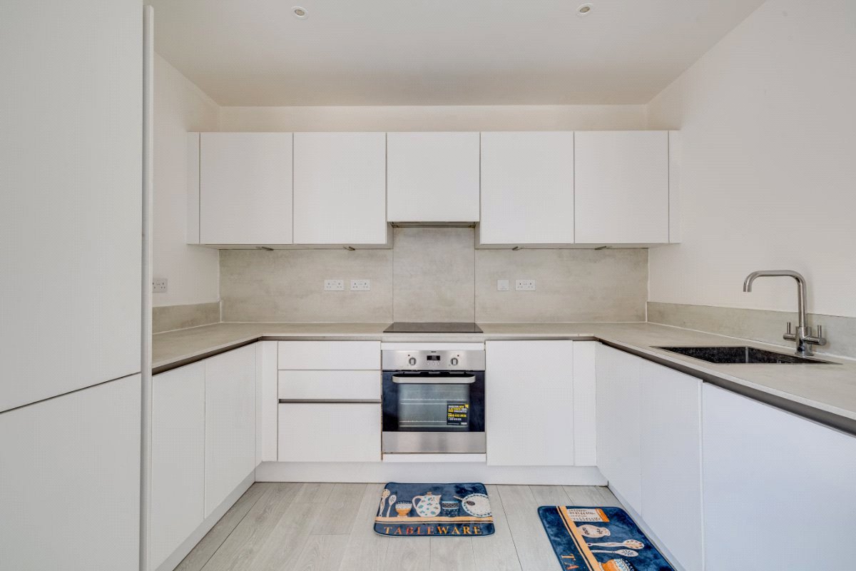 2 bedroom Flat, Unity Lane, Hounslow, TW3 - Sold, Image 2