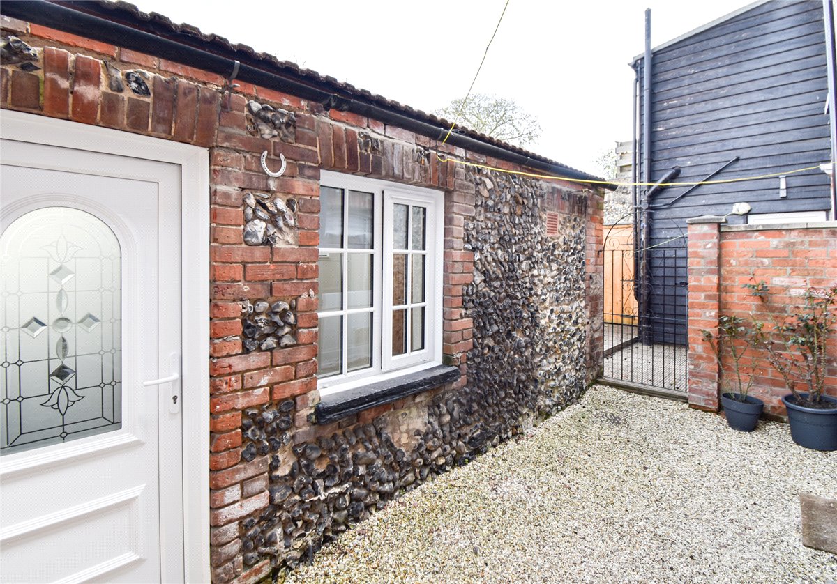 3 bedroom House, All Saints Road, Newmarket, CB8 - , Image 9