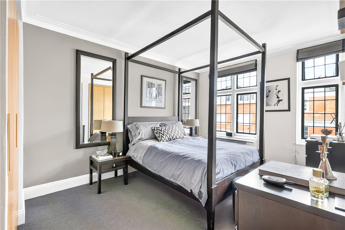 1 bedroom Flat, Weymouth Street, Marylebone, W1G - Under Offer, Image 1