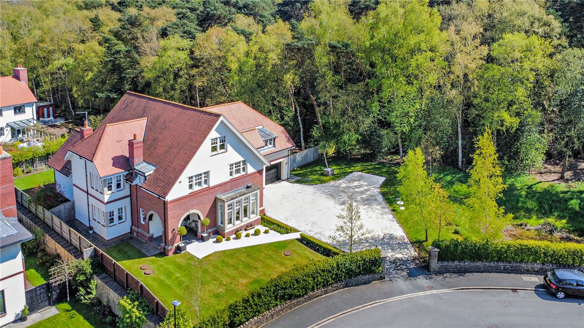 5 bedroom House, Sussex Avenue, Harrogate, HG1 - Available, Image 11