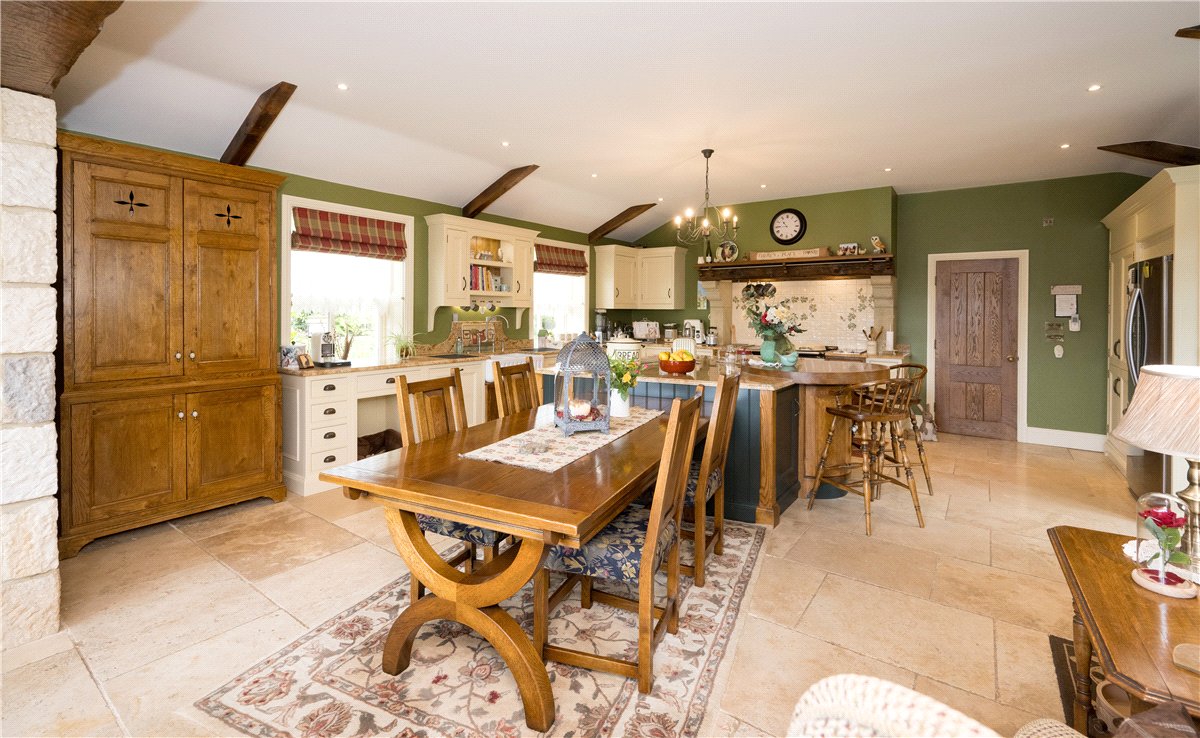 10 bedroom House, Felliscliffe, Harrogate, HG3 - Available, Image 7
