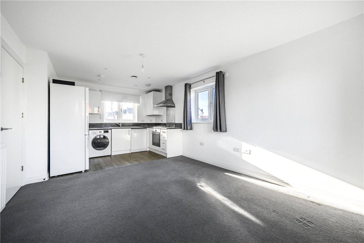 2 bedroom Flat, Croxden Way, Daventry, NN11 - , Image 2