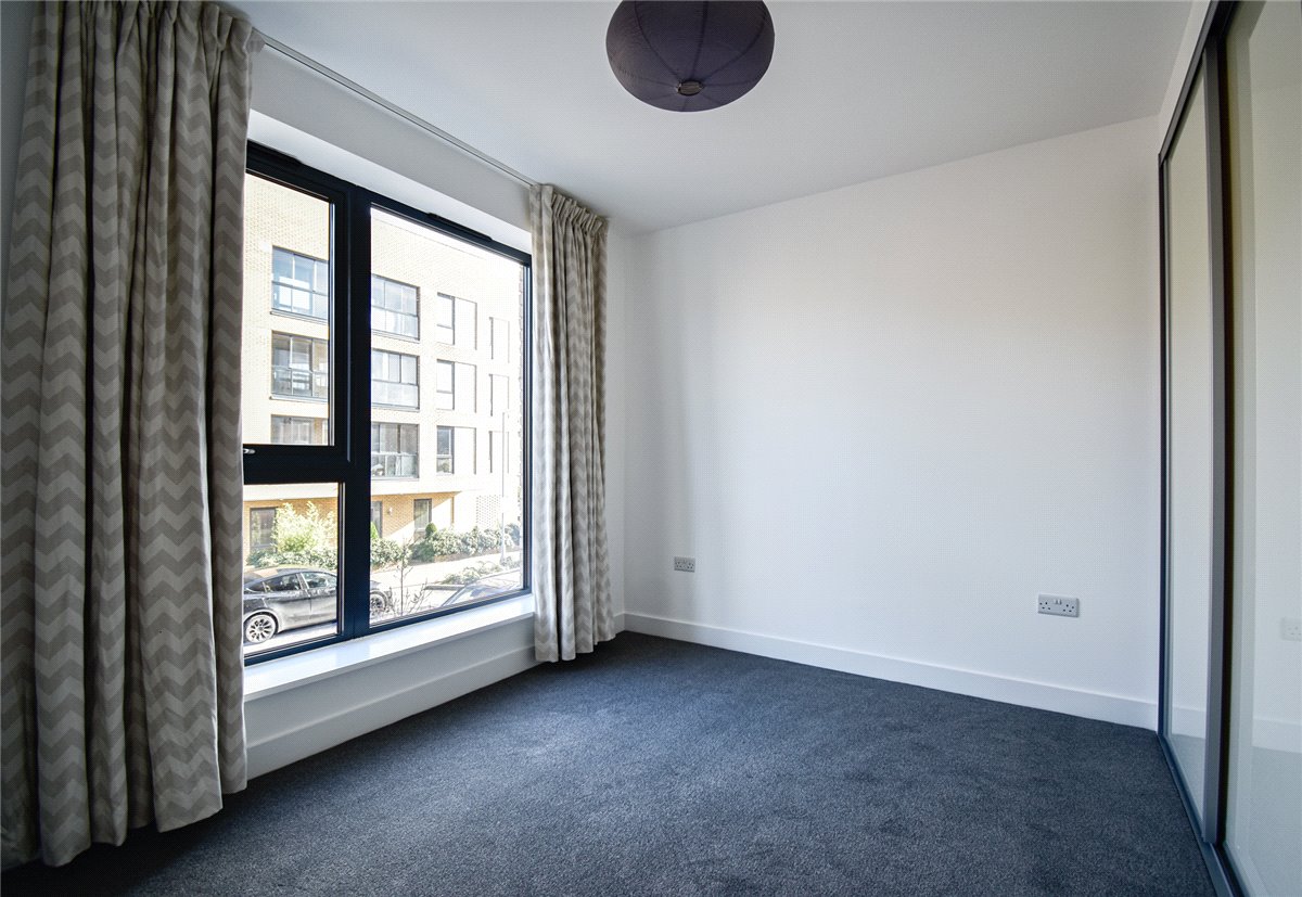 3 bedroom House, Whittle Avenue, Trumpington, CB2 - , Image 1