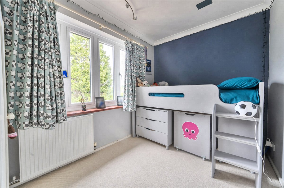 4 bedroom House, Elcot Lane, Marlborough, SN8 - Available, Image 17
