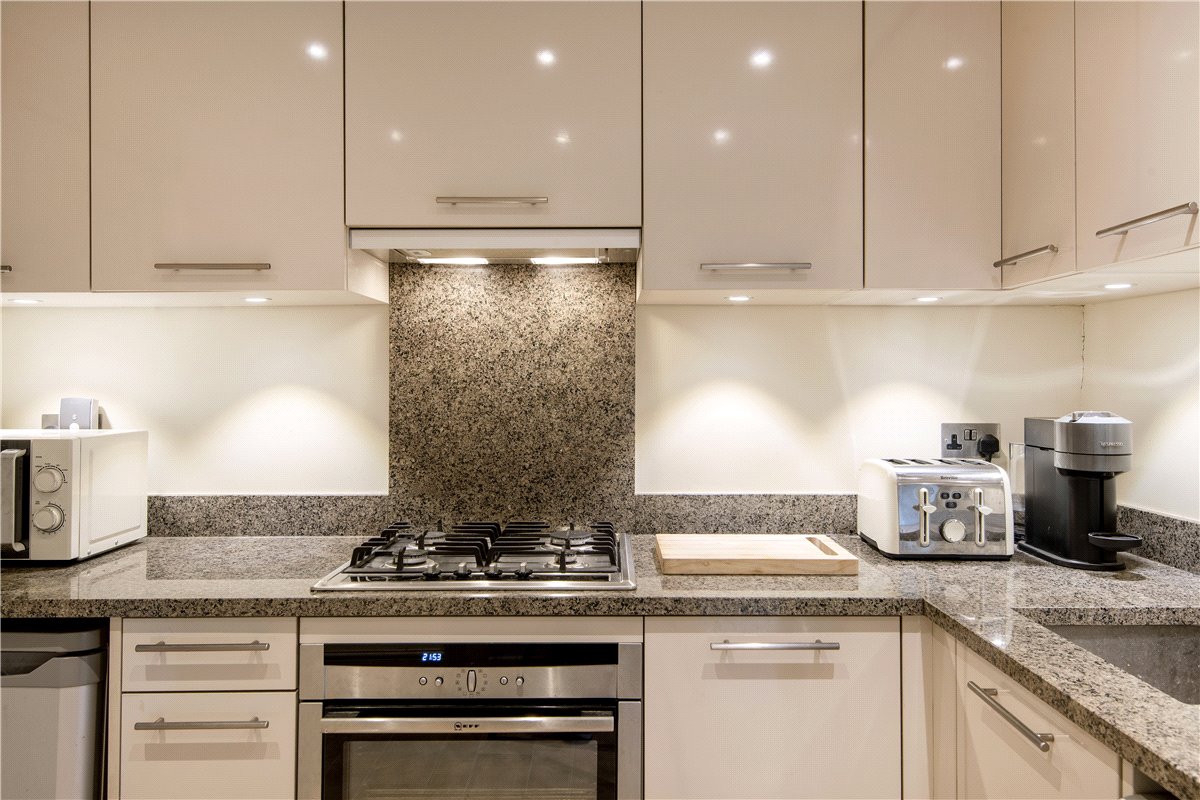 1 bedroom Flat, Louisville Road, London, SW17 - Sold, Image 3