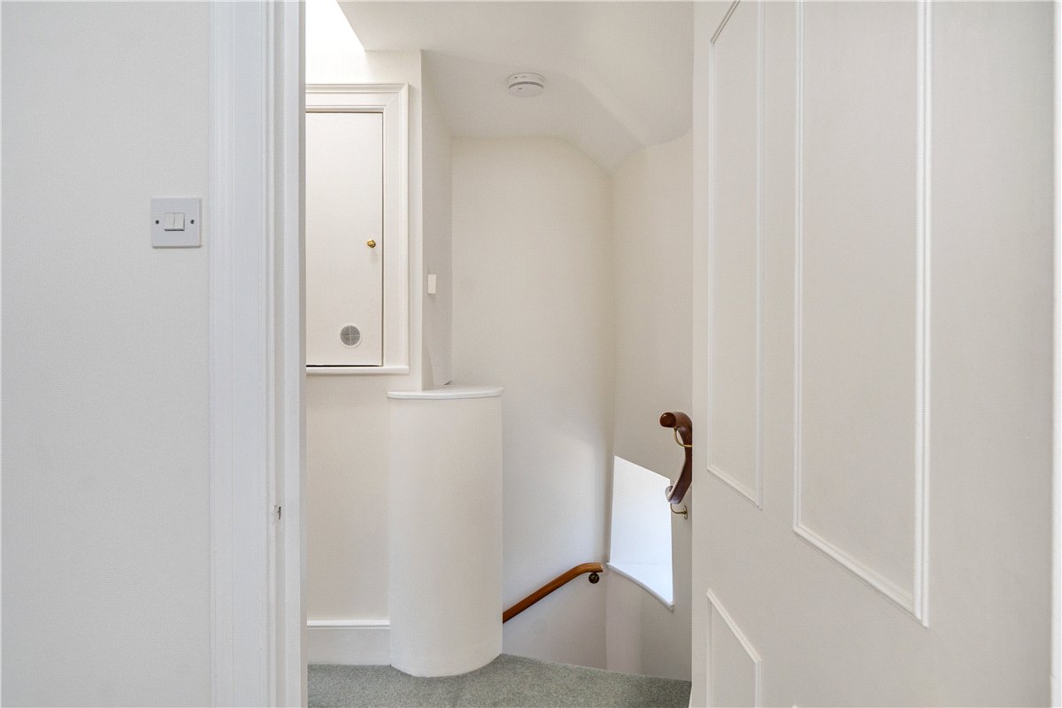 1 bedroom House, Prior Park Road, Bath, BA2 - Available, Image 15
