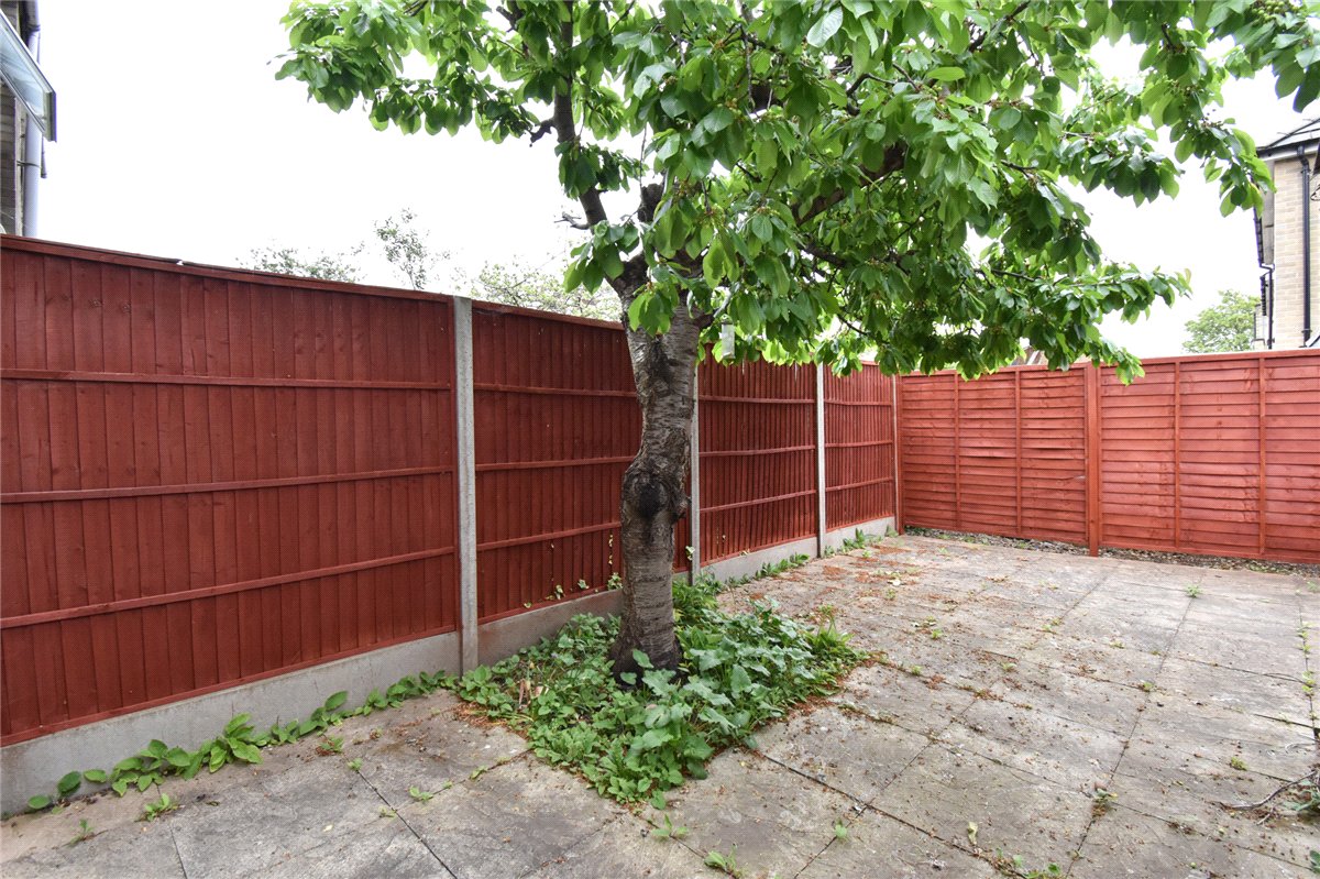 3 bedroom House, Mulberry Close, Cambridge, CB4 - Available, Image 1