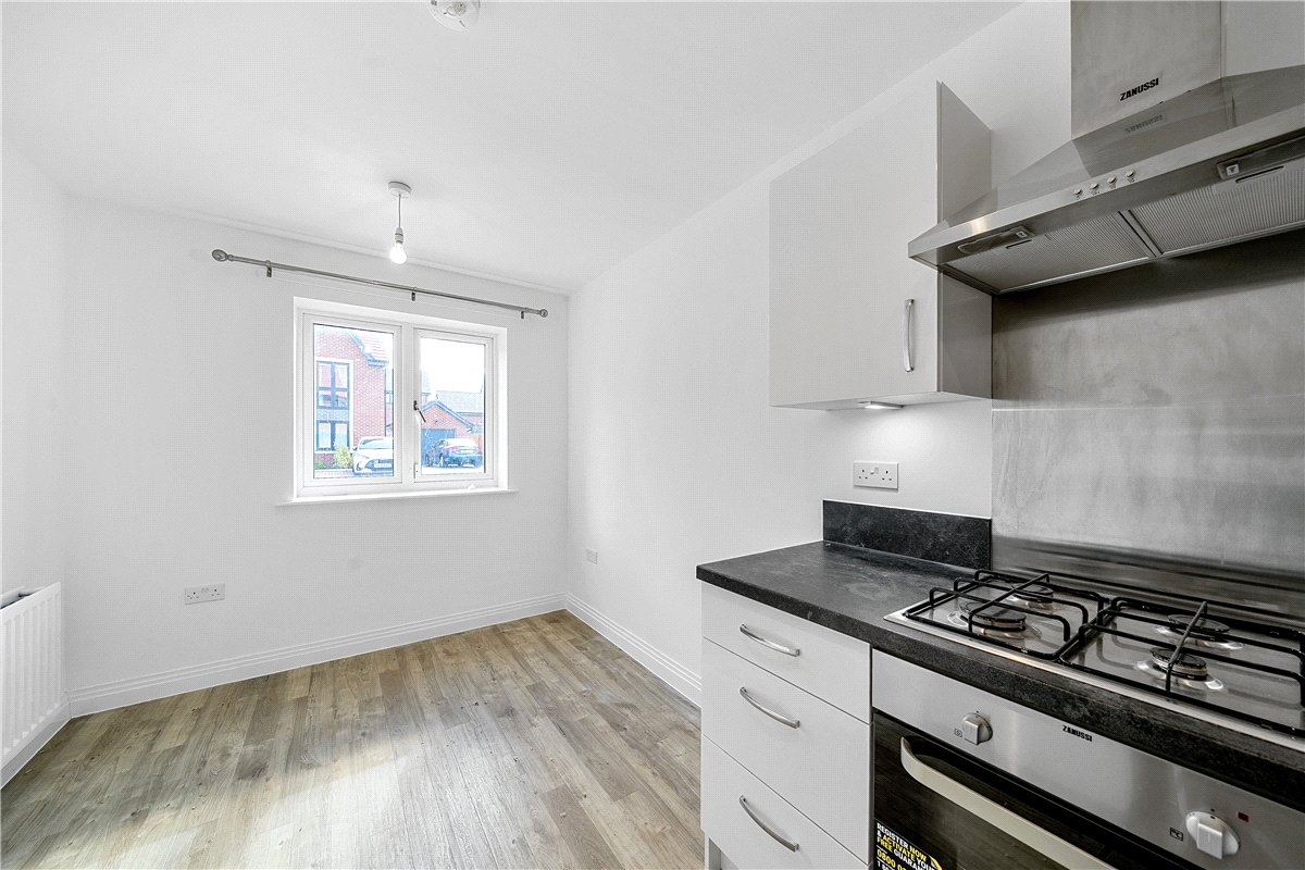 2 bedroom House, Fearnley Close, Glebe Farm, MK17 - Let Agreed, Image 4