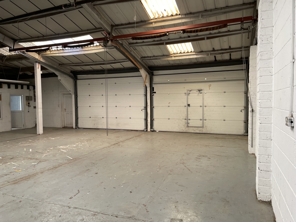 1928 Sq Ft, Hookstone Park, Harrogate, HG2 - Available, Image 4