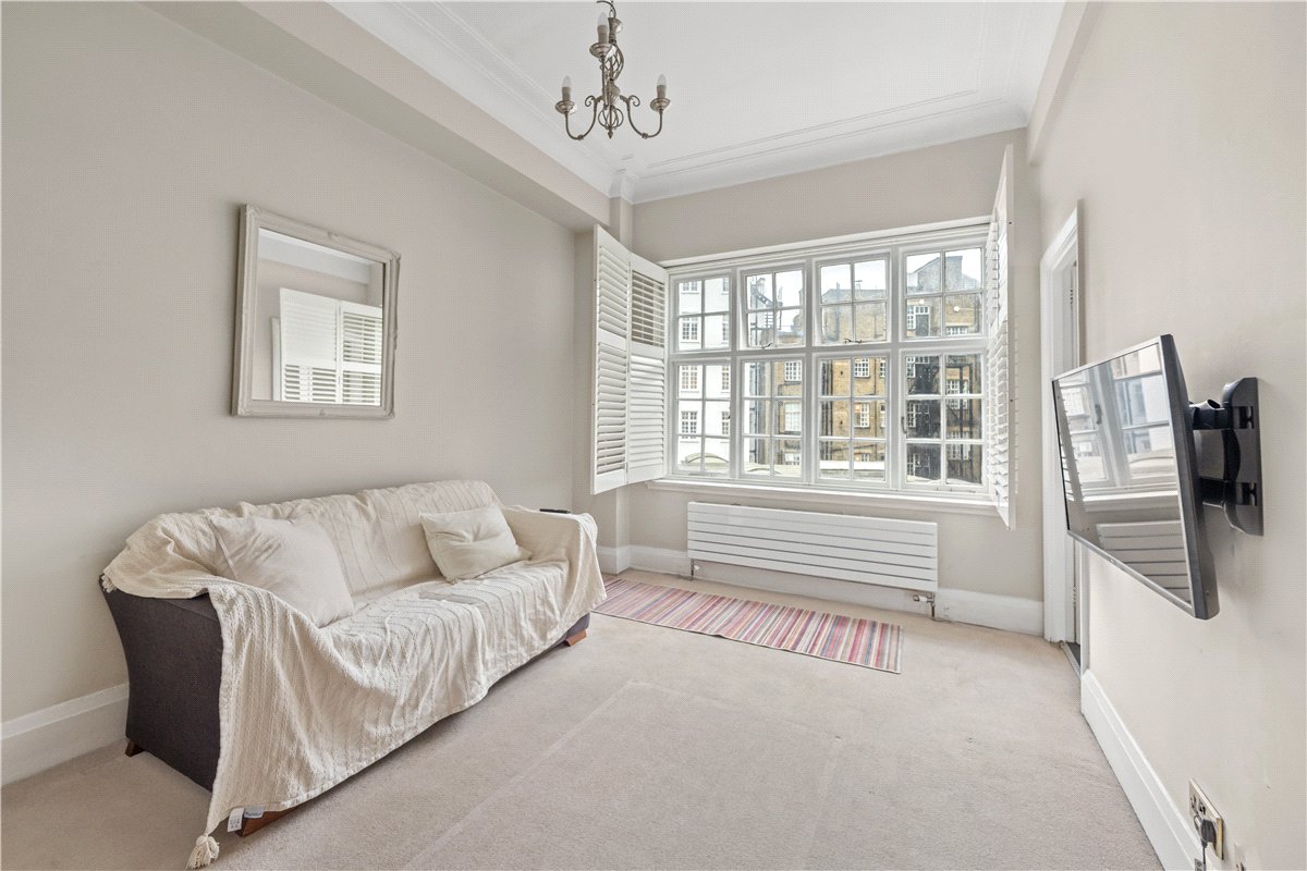 1 bedroom Flat, Basildon Court, 28 Devonshire Street, W1G - Available, Image 3