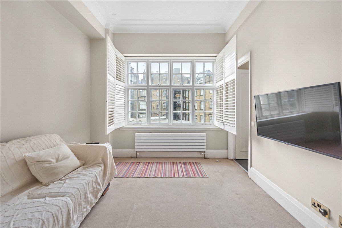 1 bedroom Flat, Basildon Court, 28 Devonshire Street, W1G - Available, Image 3