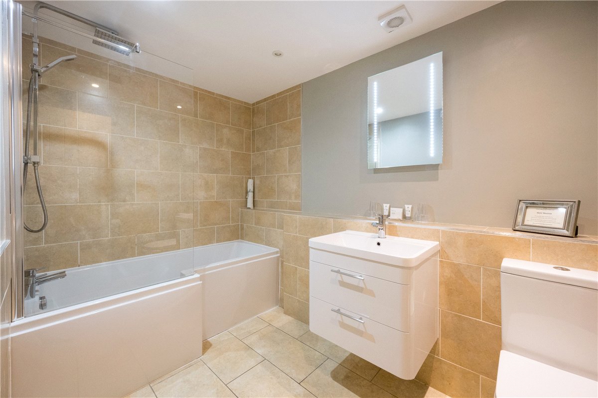 23 bedroom House, The Boar's Head Hotel & Birchwood House Annexe, Ripley, HG3 - Available, Image 15