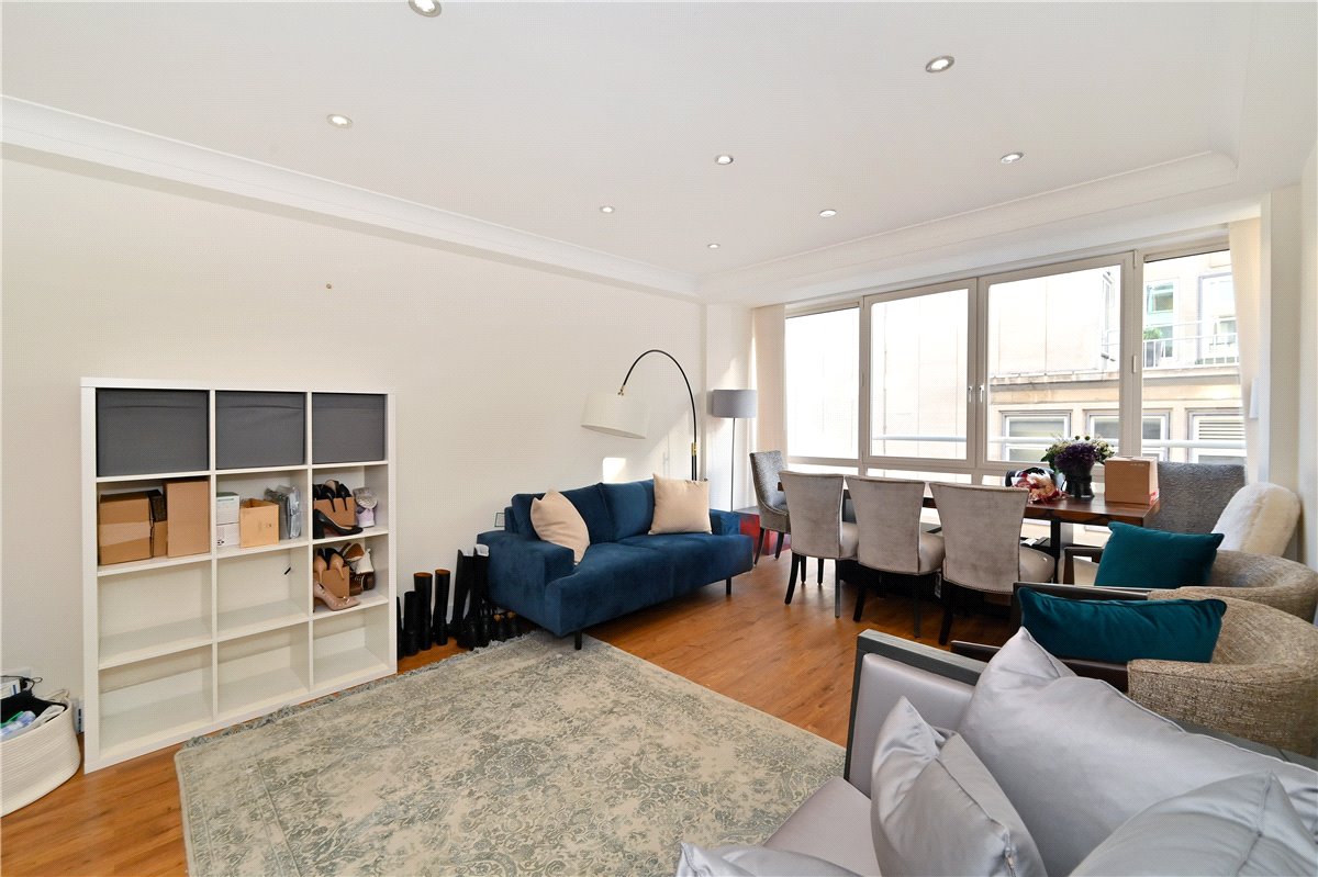 2 bedroom Flat, Barrett Street, Marylebone, W1U - Available