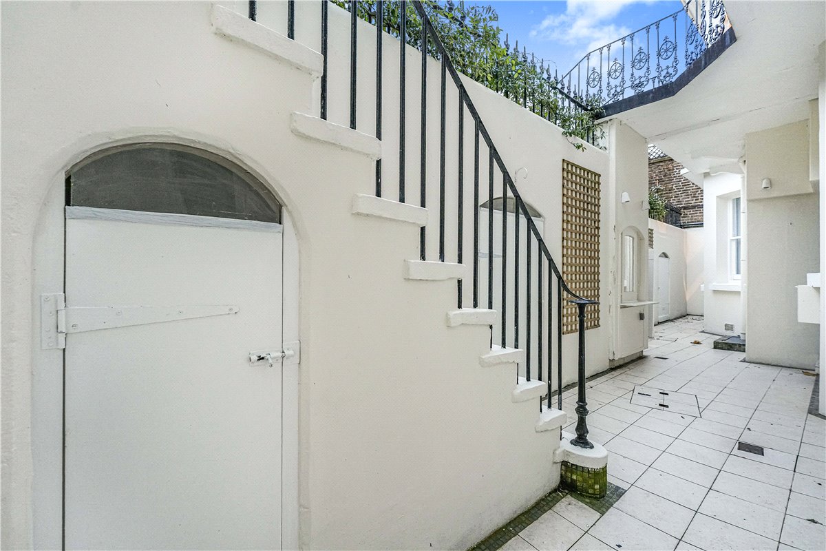3 bedroom Flat, Holland Park, London, W11 - Available, Image 22