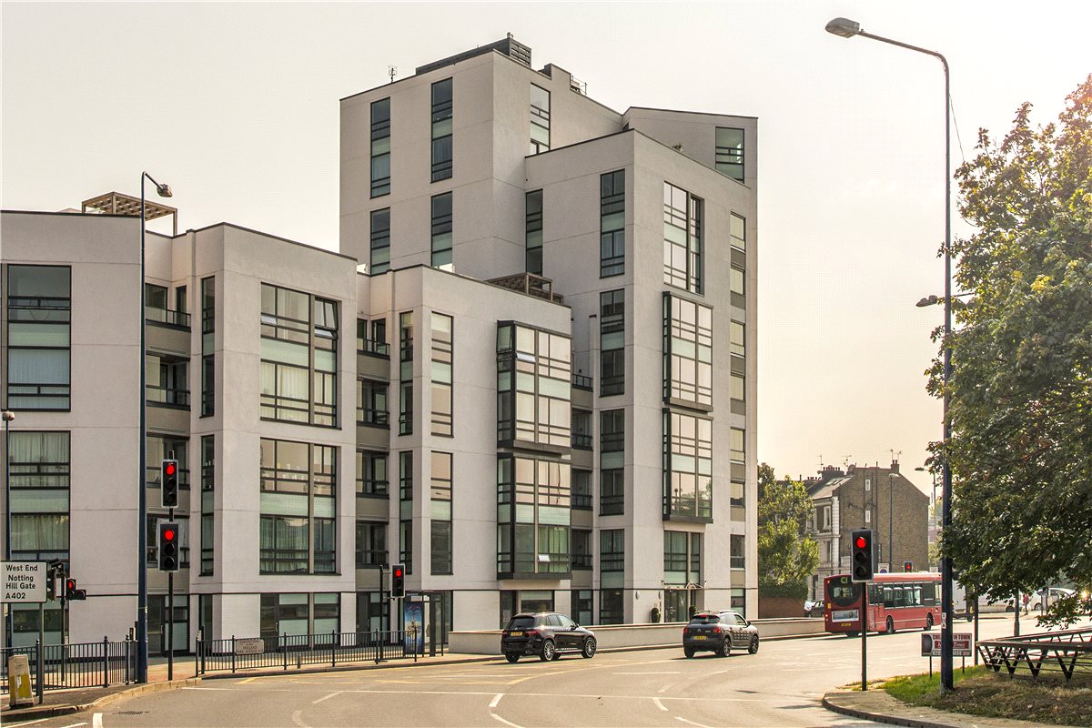 2 bedroom Flat, Holland Park Avenue, Holland Park, W11 - Available, Image 19