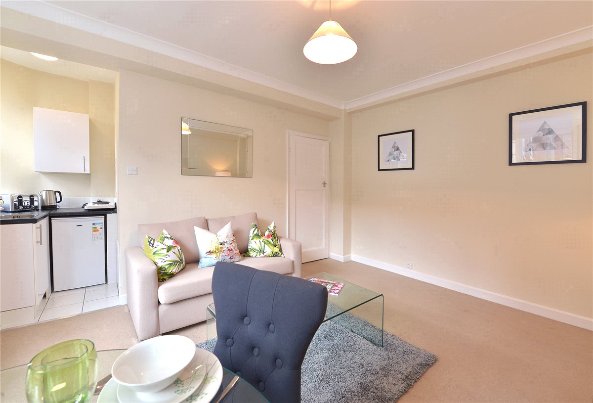 1 bedroom Flat, Hill Street, Mayfair, W1J - Available, Image 5