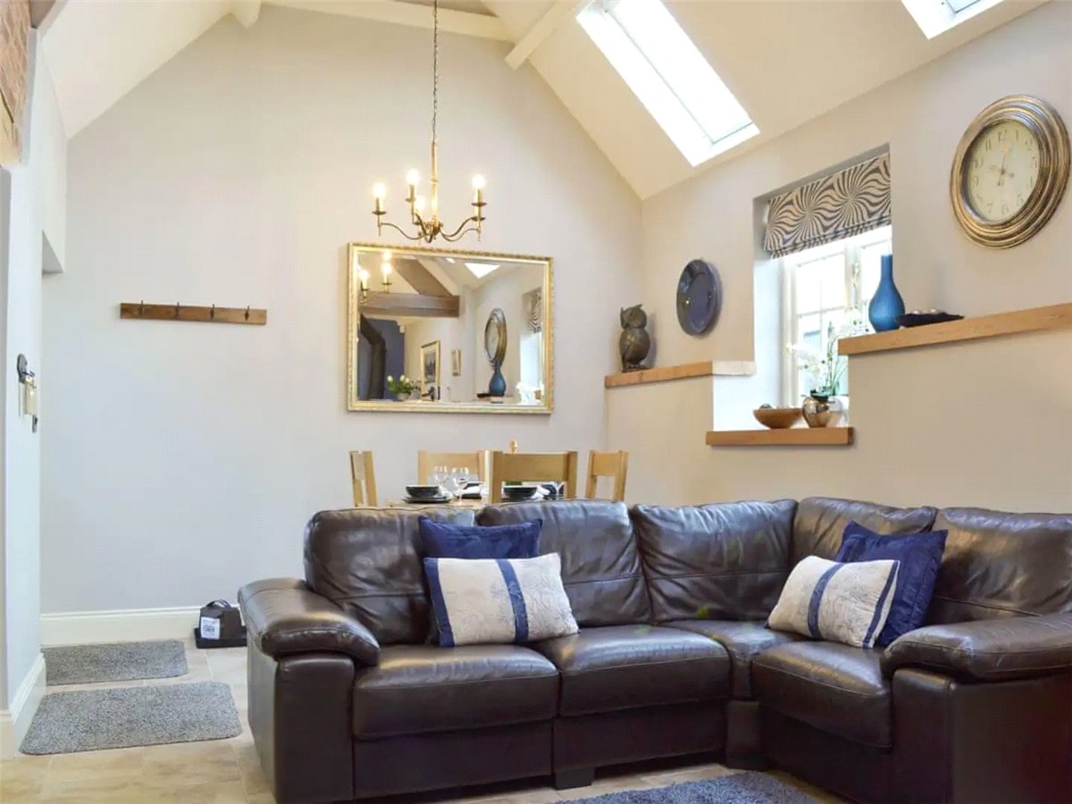 2 bedroom Barn Conversion, Holtby Lane, Holtby, YO19 - Let Agreed, Image 7