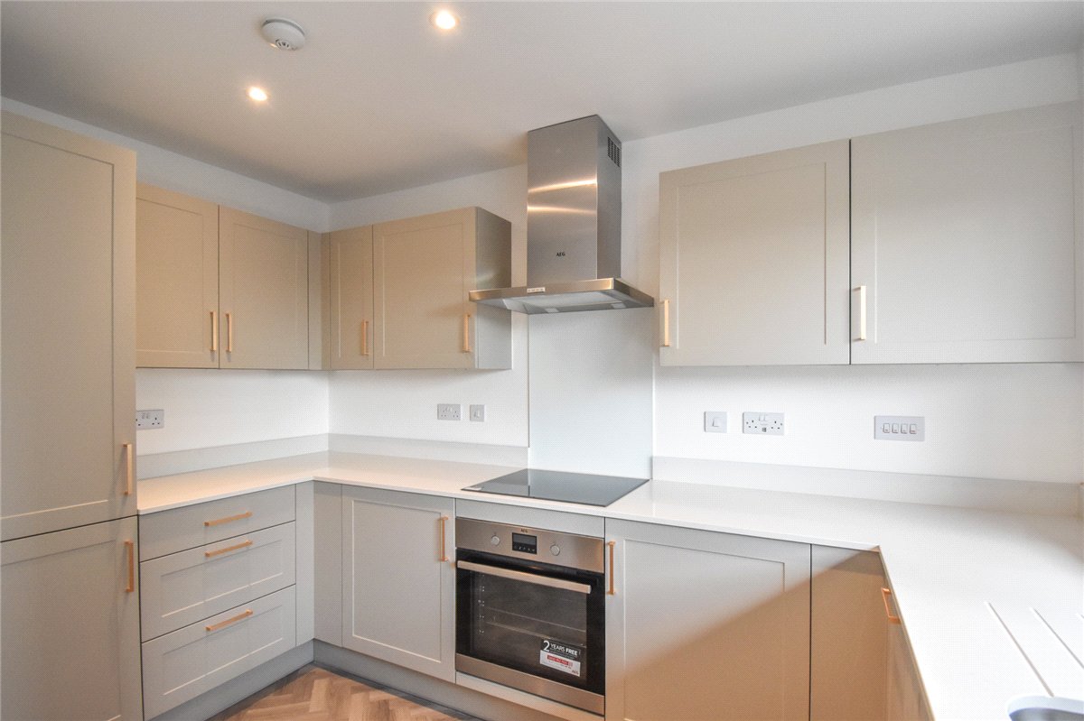 2 bedroom House, Edward Grange Street, Cherry Hinton, CB1 - Available