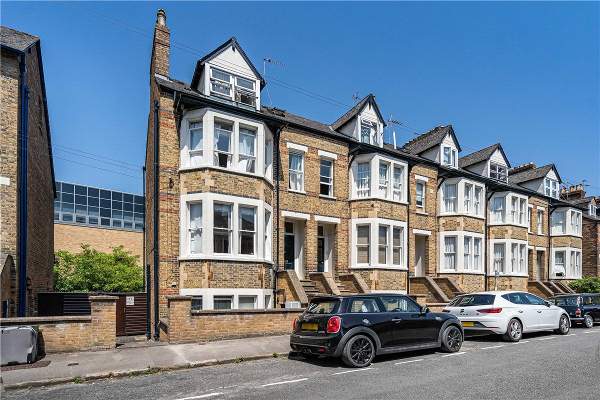 1 bedroom Flat, Walton Crescent, Oxford, OX1 - Let Agreed