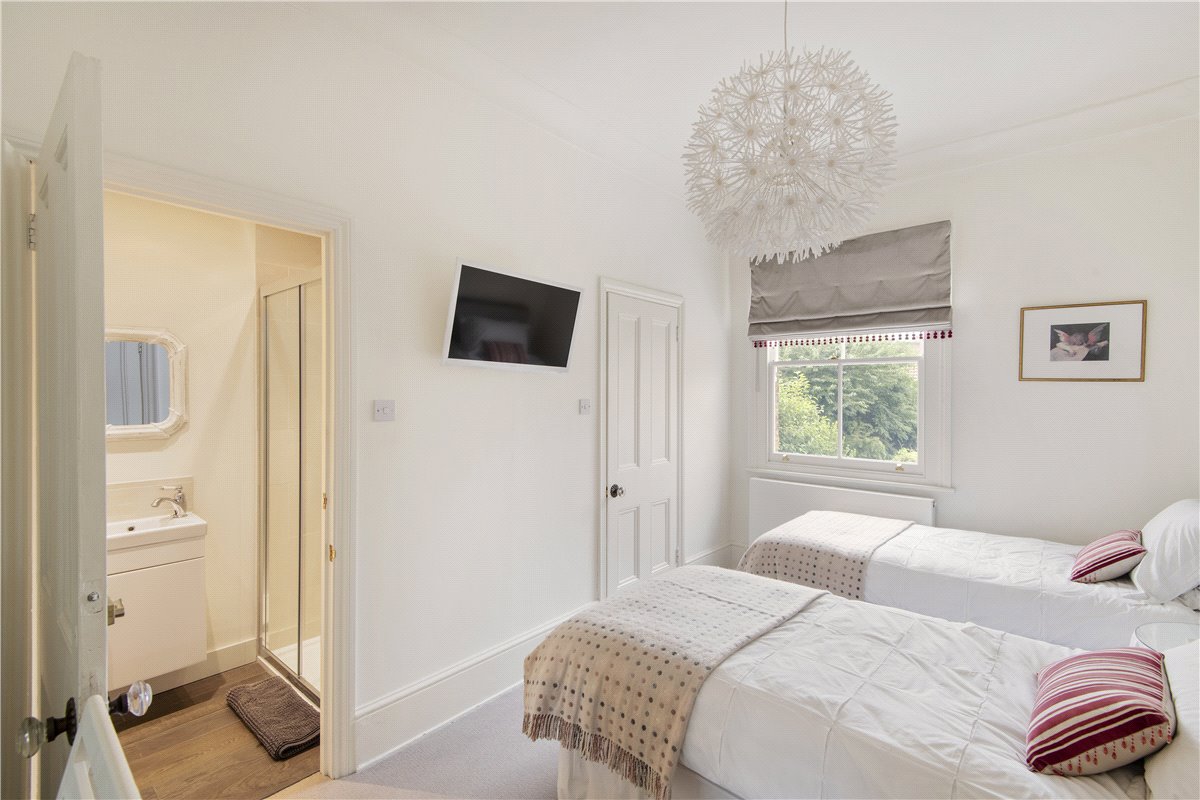 5 bedroom House, Wandsworth Common West Side, London, SW18 - Sold, Image 23