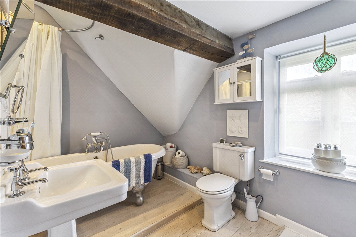 3 bedroom House, Crooked Corner, Aldbourne, SN8 - Sold STC, Image 12