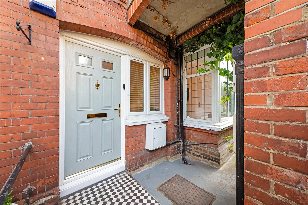 2 bedroom Flat, Babington Road, London, SW16 - Available, Image 12