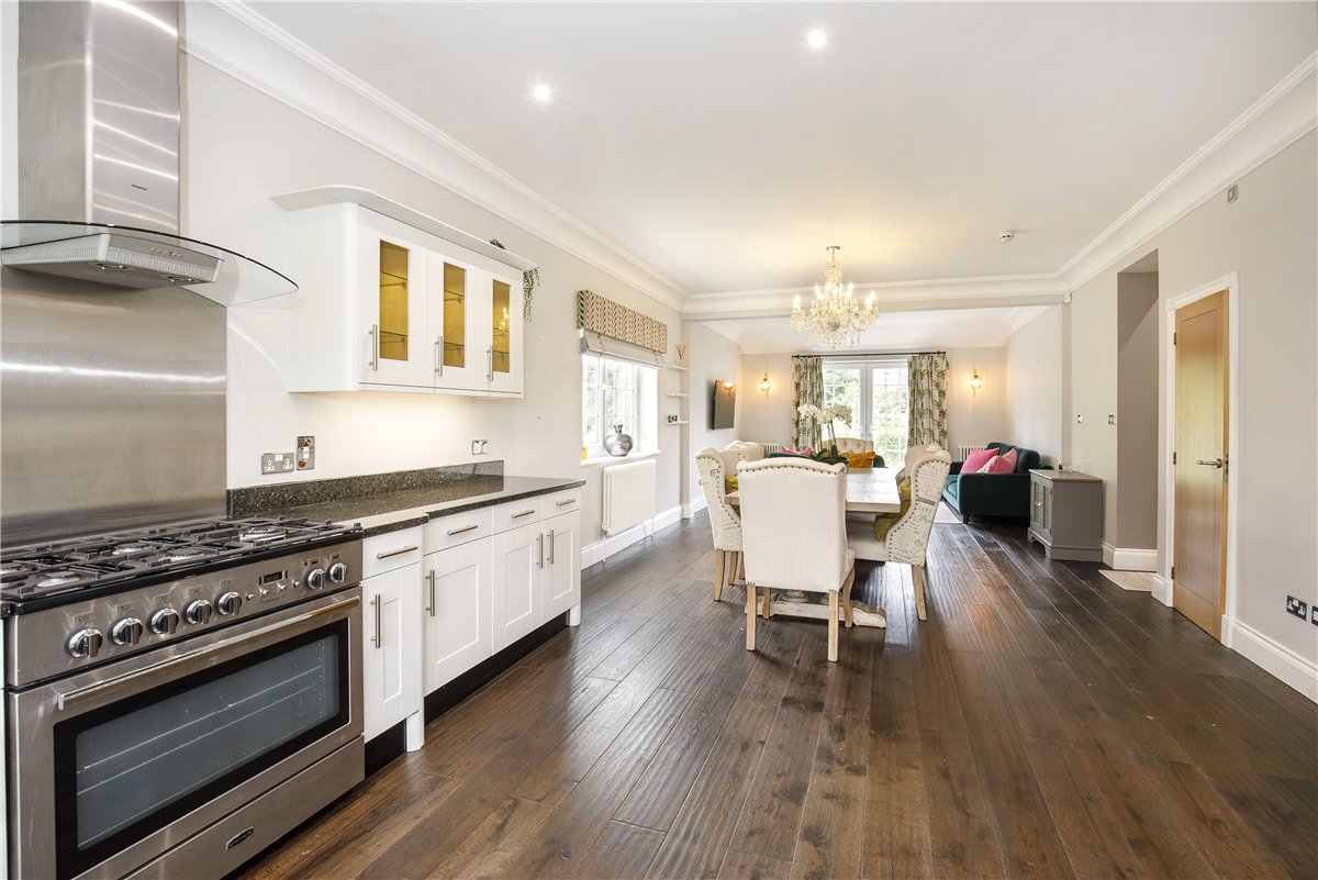 2 bedroom Flat, Kent Road, Harrogate, HG1 - Available, Image 1