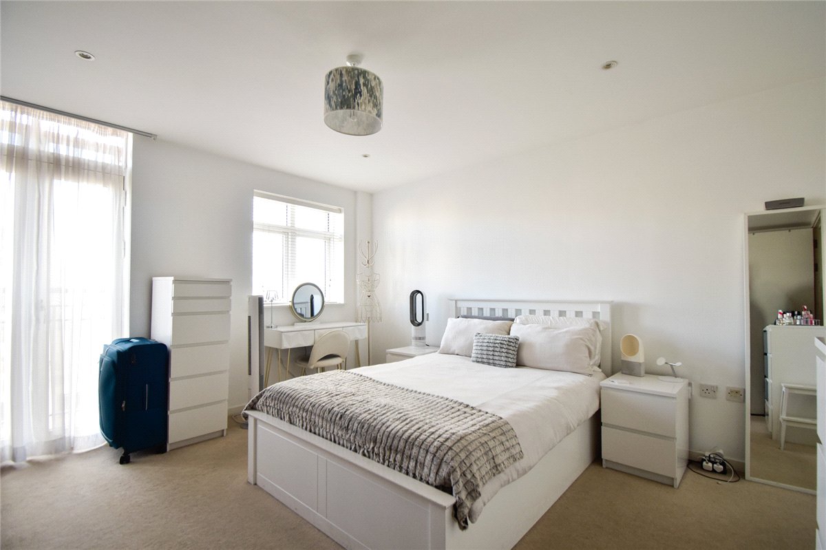 1 bedroom Flat, The Belvedere, Homerton Street, CB2 - Let Agreed, Image 5