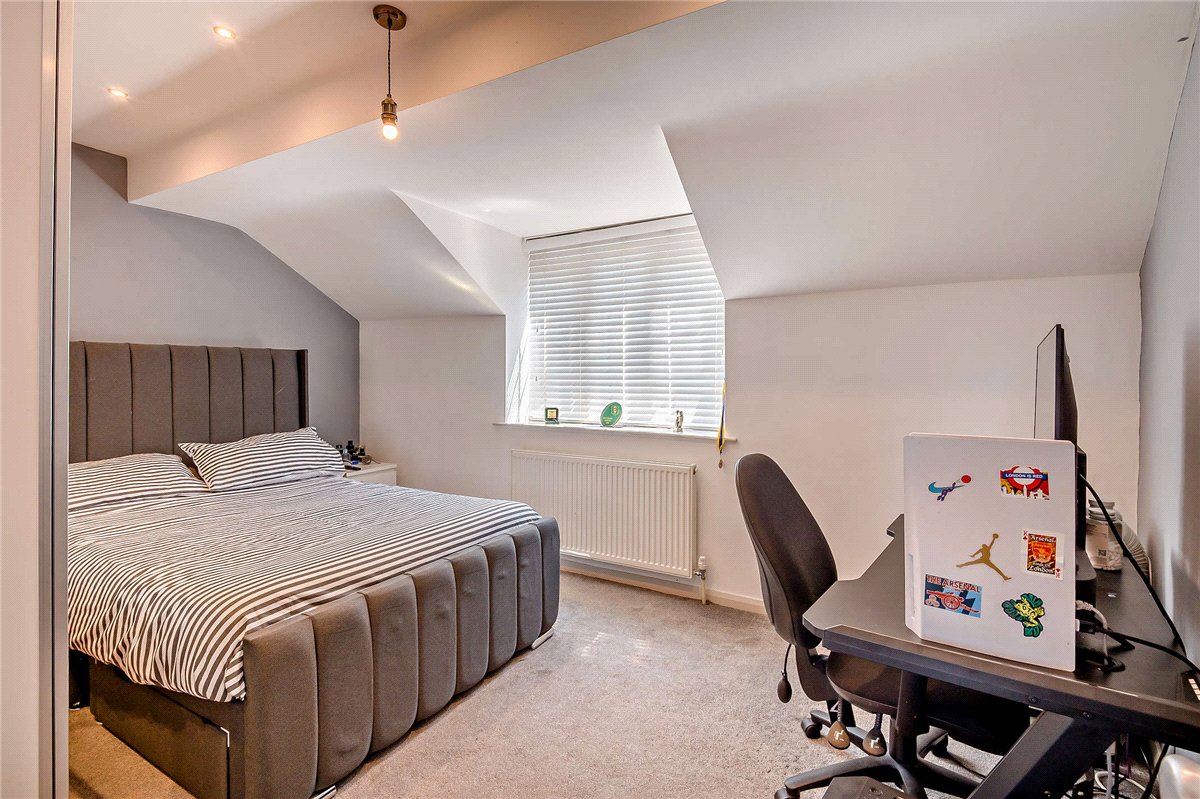 6 bedroom House, Hall Lane, Ledston, WF10 - Available, Image 13