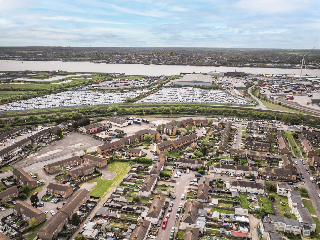 13500 to 39500 Sq Ft, 18 Hume Avenue, Tilbury, RM18 - Available, Image 3
