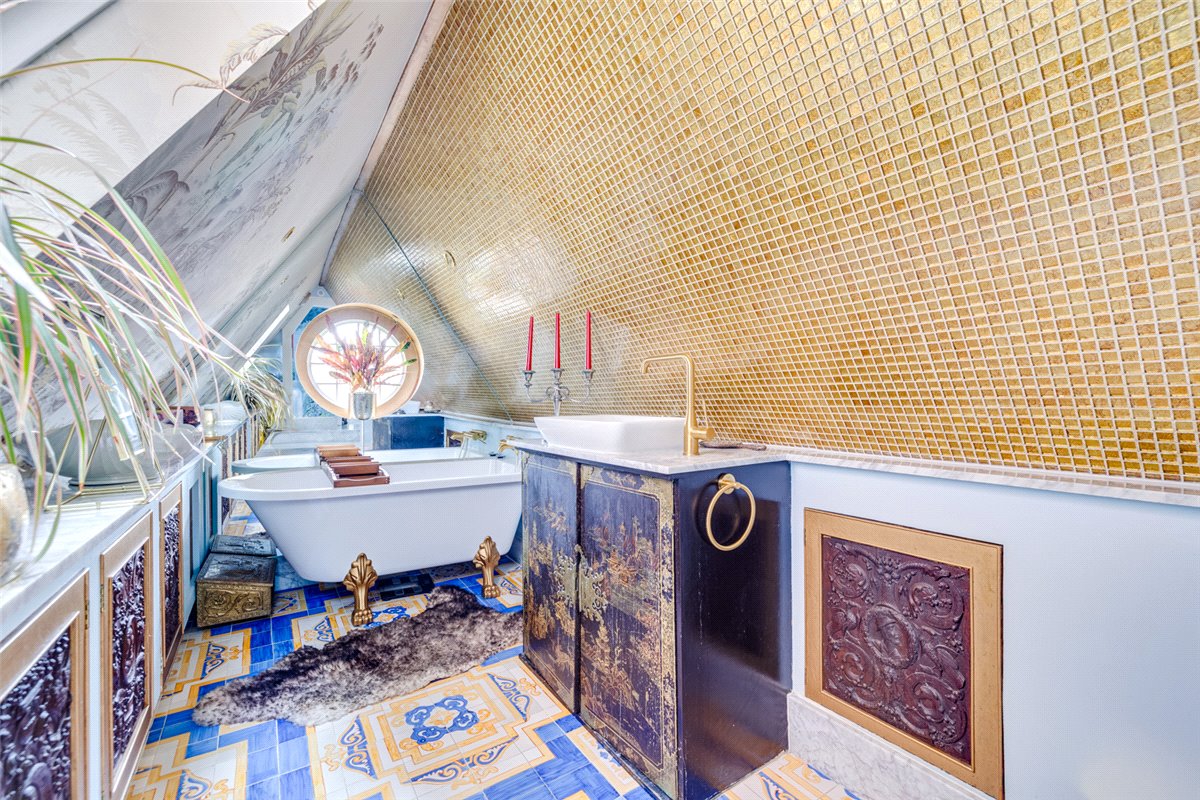 1 bedroom Flat, Sloane Gardens, Chelsea, SW1W - Available, Image 3