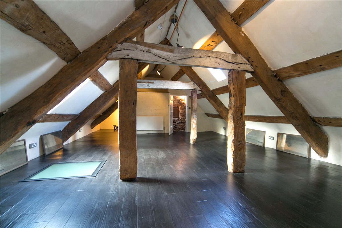 11 bedroom House, Talsarnau, Gwynedd, LL47 - Available, Image 29