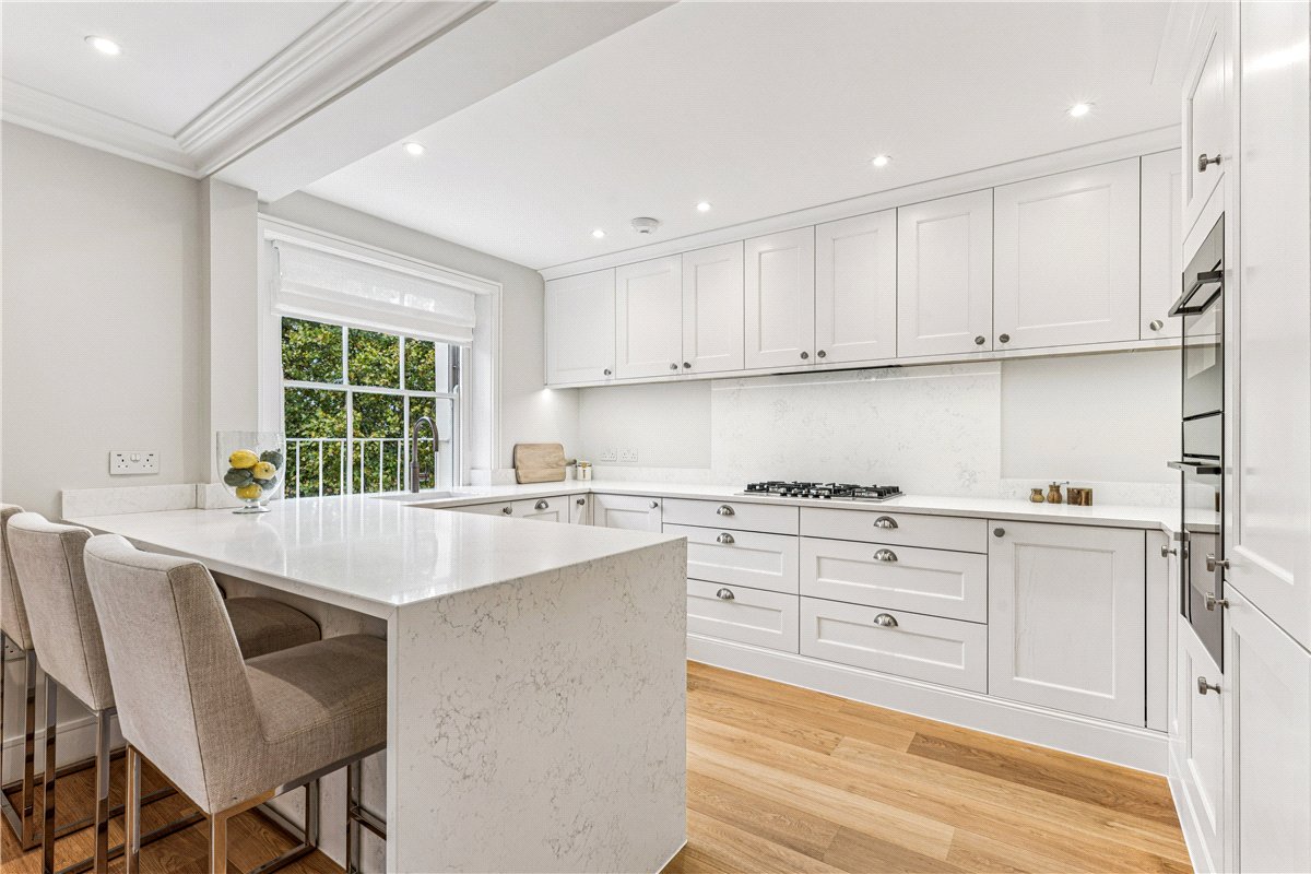 2 bedroom Flat, Warwick Square, London, SW1V - Available, Image 4