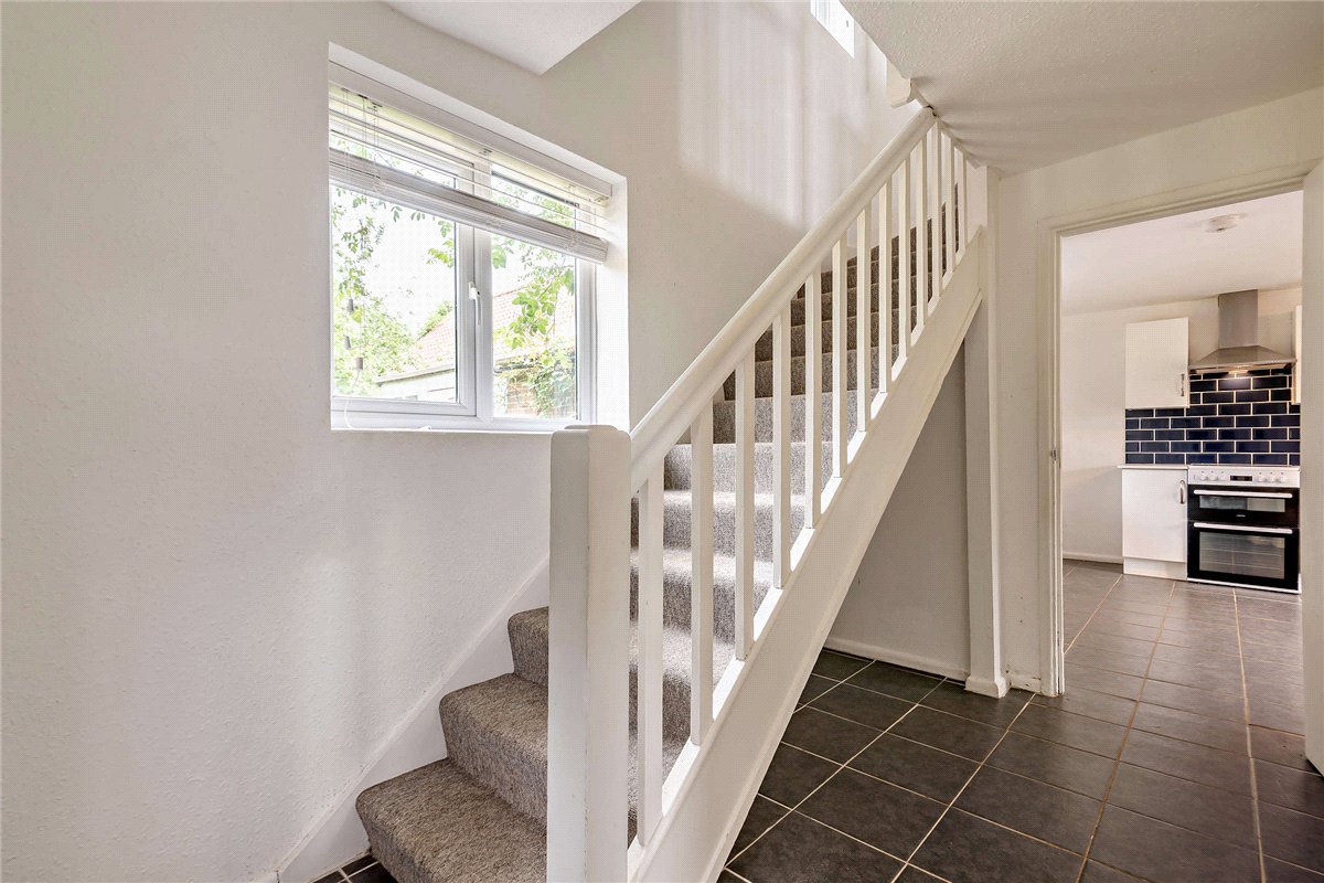 3 bedroom House, Hunton Grange, Winchester, SO21 - Sold STC, Image 3