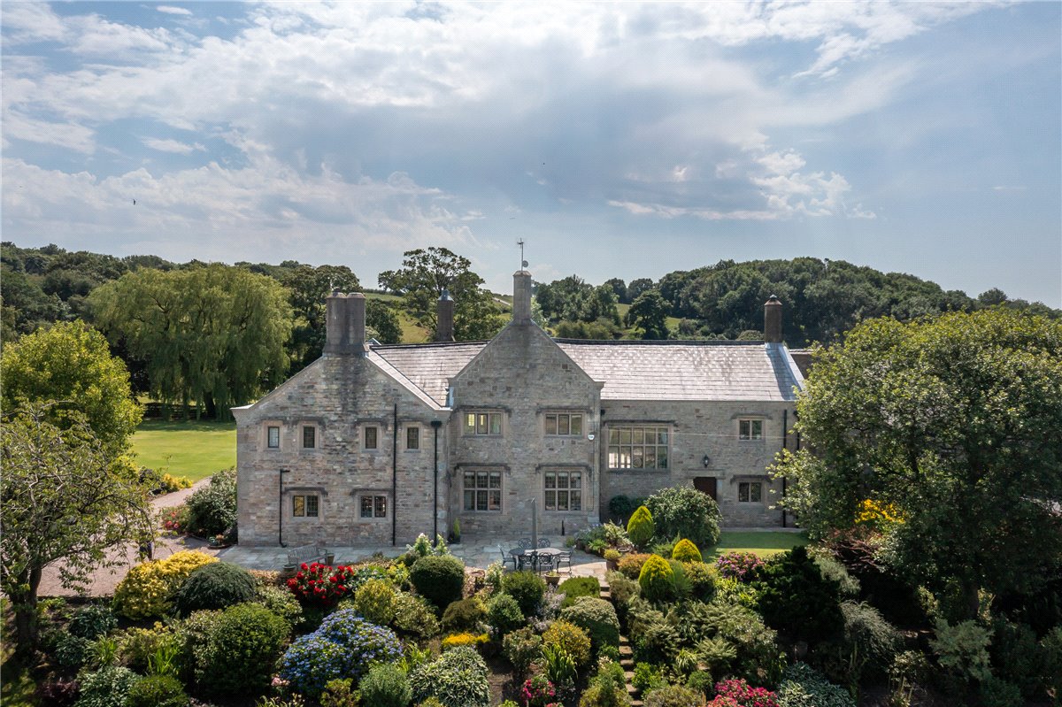 6 bedroom House, Osbaldeston, Near Blackburn, BB2 - Available, Image 15