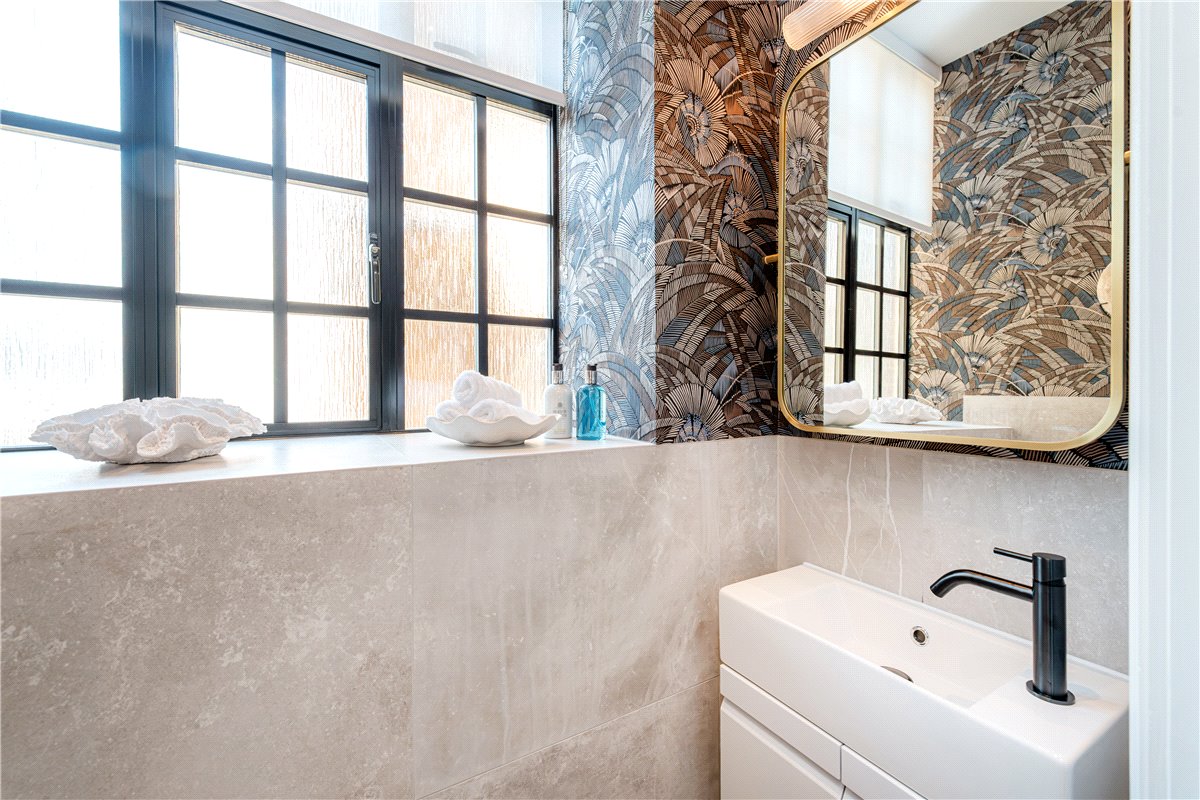 3 bedroom Flat, Curzon Street, Mayfair, W1J - Available, Image 30