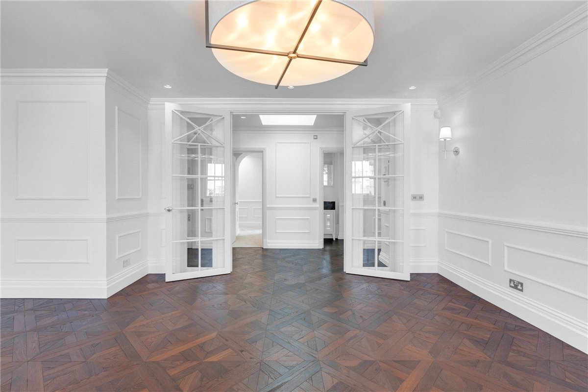 3 bedroom Flat, Eaton Place, Belgravia, SW1X - Available, Image 6