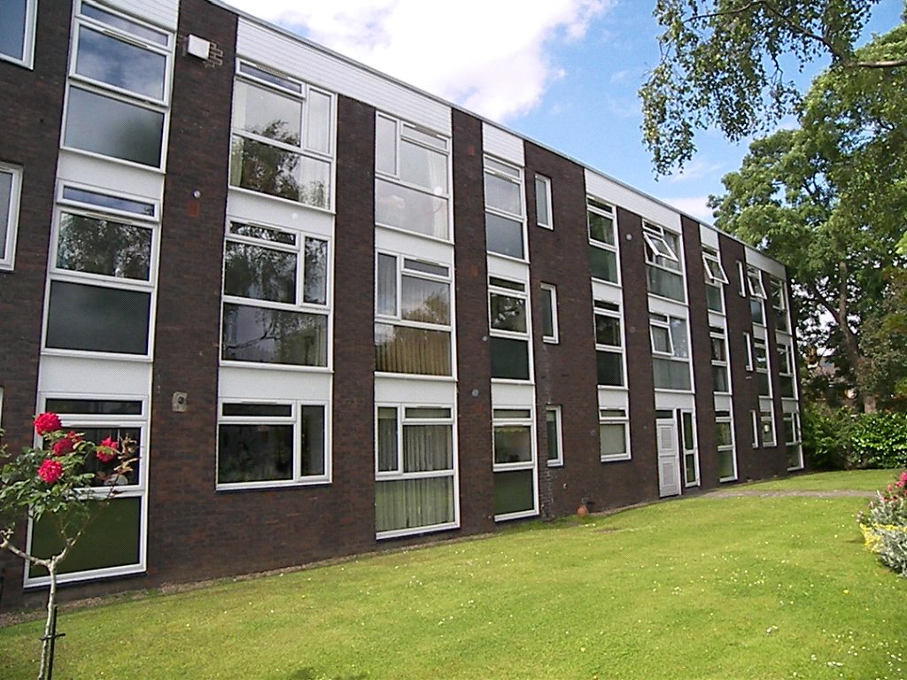 2 bedroom Flat, Ashburnham Road, Richmond, TW10 - , Image 4