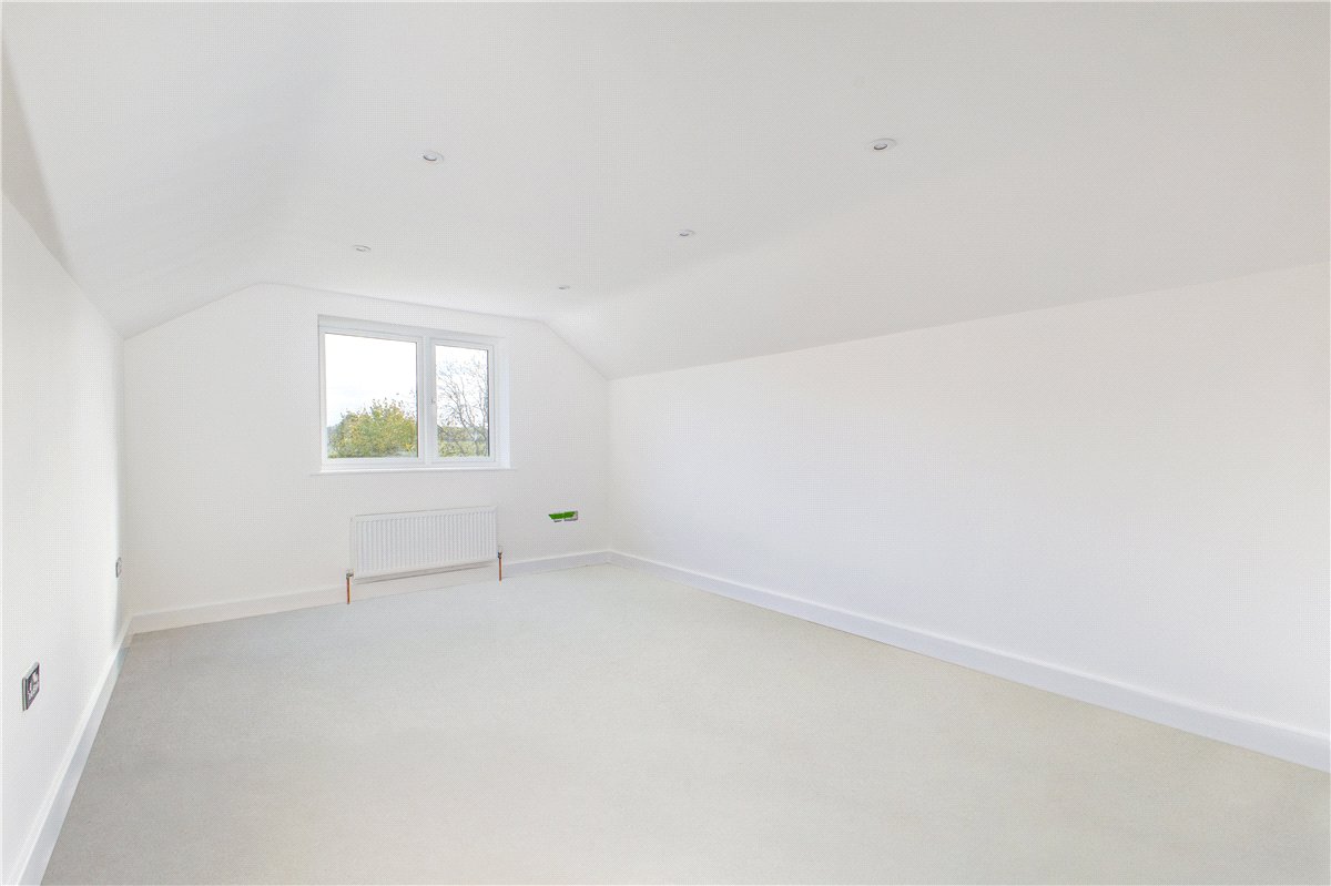 5 bedroom House, Manor Road, Sherborne St. John, RG24 - Available, Image 10