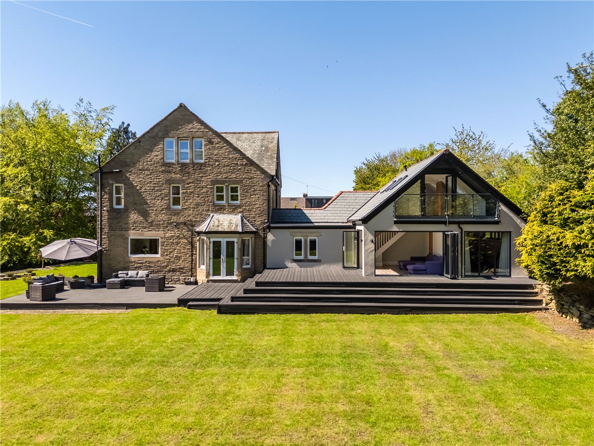 7 bedroom House, Layton Lane, Rawdon, LS19 - Available, Image 2